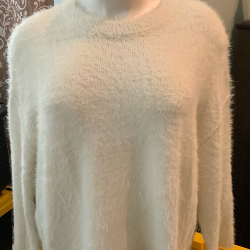 Free People Soft Cream Women's Sweater…..Oversized, relaxed fit.